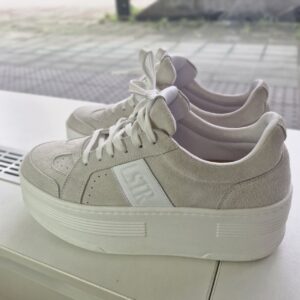 High plateau leather sneakers L Estrosa